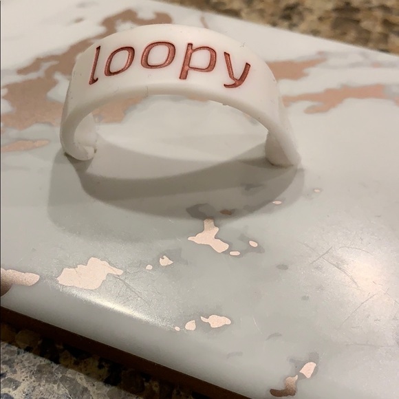 Loopy Case - Picture 2 of 4